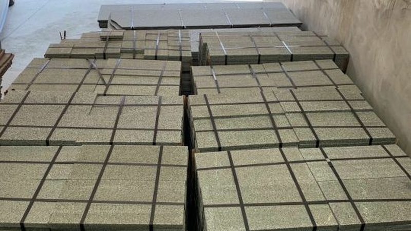 石材马赛克：广州直销背后的工艺与选择要点